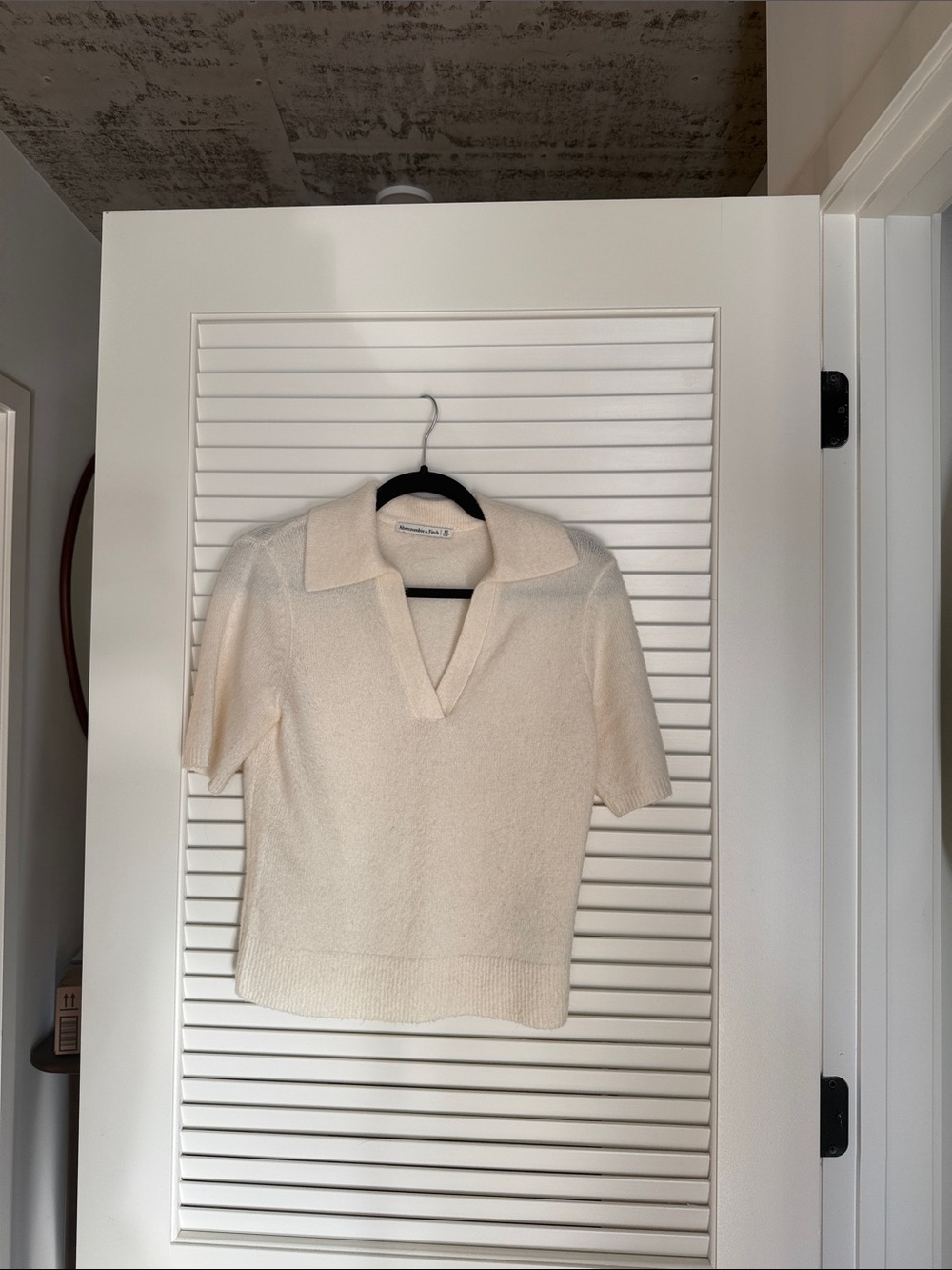 Abercrombie XS Wool Classic Cream Top